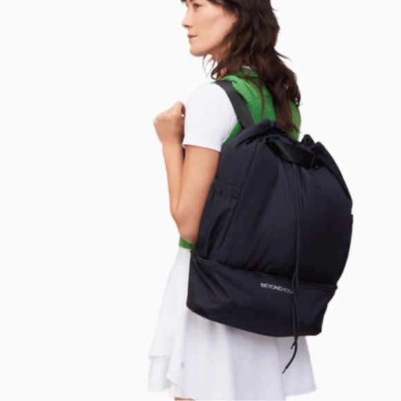 Beyond Yoga Other - Beyond Yoga convertible gym bag Black